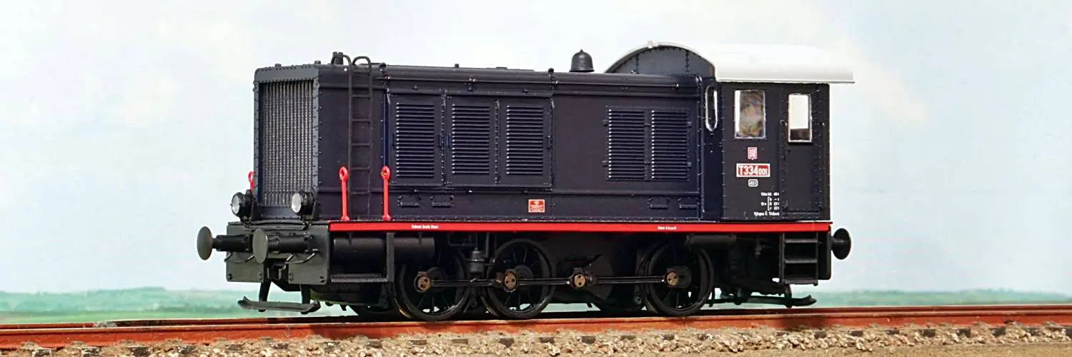 locomotiva diesel T334 001 Brawa 41638