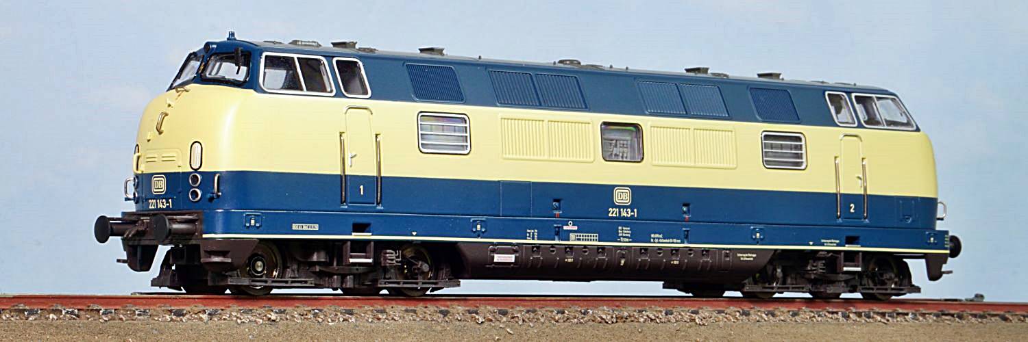 locomotiva diesel Br 221 Roco 62842