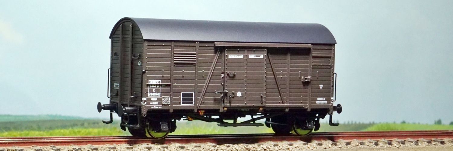 vagon marfa inchis Exact Train 20228